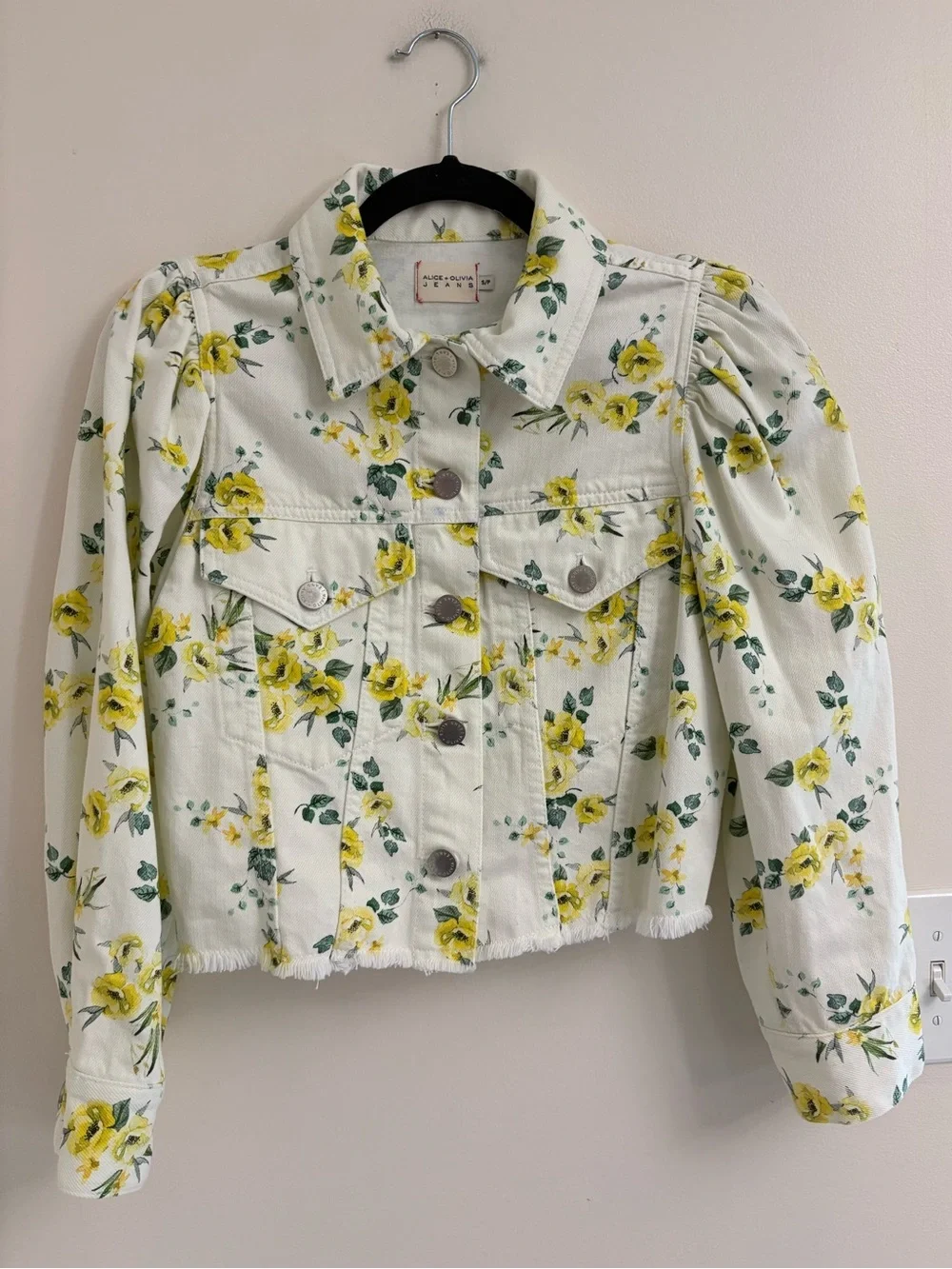 Alice + Olivia Lana Floral Puff Sleeve Cropped  Jacket small butter Yellow flawd